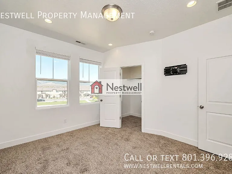 7952 S 5440 W — Photo 14
