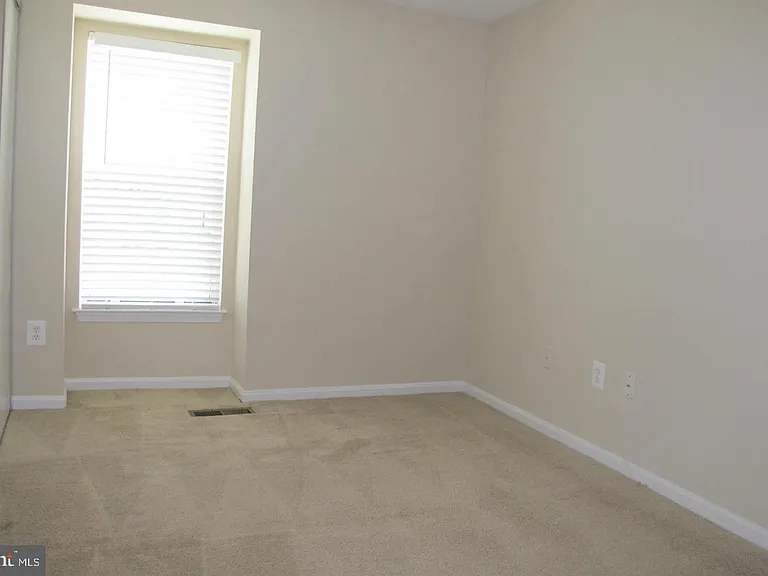 17407 Gallagher Way — Photo 13
