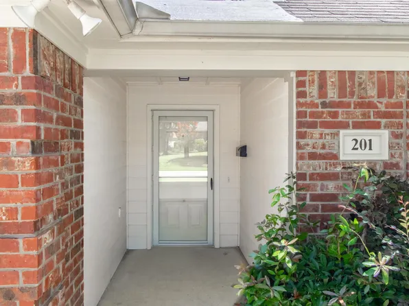 5401 Hollytree Dr APT 201, Tyler, TX 75703