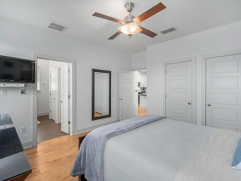 7407 Oberon St — Photo 12