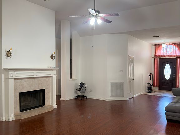 2nd image of 3504 Ponderosa Dr