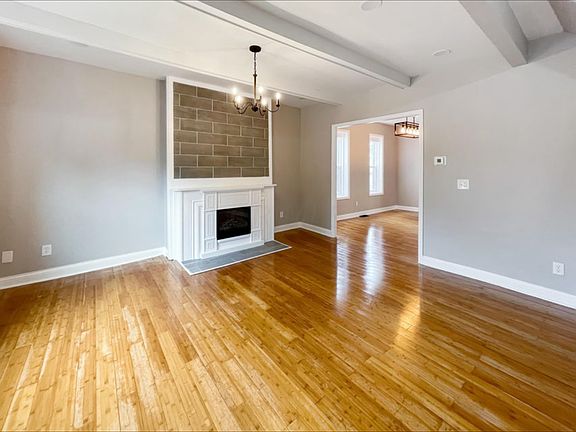 2nd image of 517 Hanford St