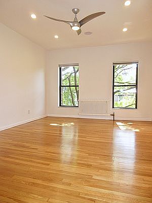 3rd image of 32 S Oxford St APT 3B
