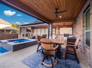 8006 Platinum Ct, Boerne, TX 78015