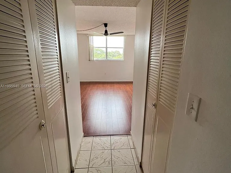 1800 SW 81st Ave #1400 — Photo 7