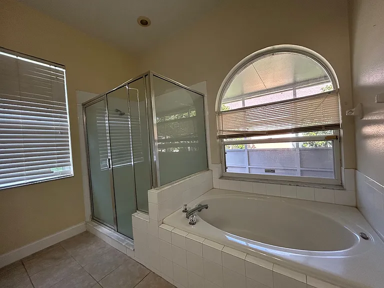 13367 Luxbury Loop — Photo 9