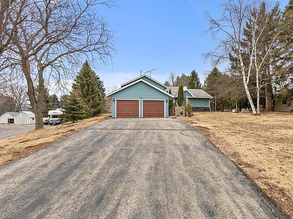 5th image of 735 South Second STREET