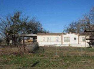 197 County Road 3743, Bridgeport, TX 76426