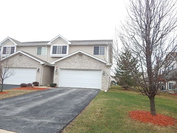 2nd image of 5223 Bloomsbury Ln