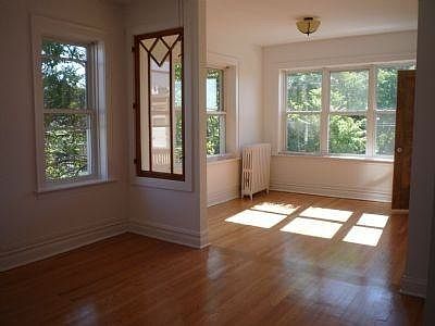1st image of 6152 N Hoyne Ave APT 2N