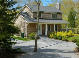 7 Wards Path, Hampton Bays, NY 11946