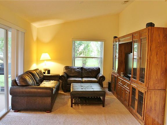 2nd image of 2830 SE Eagle Dr
