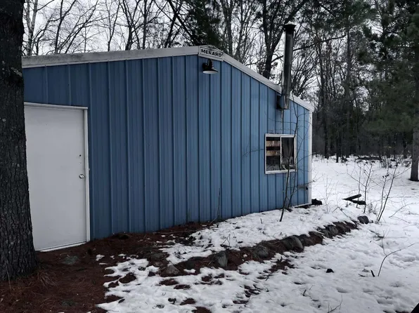 915 Fur Avenue, Wisconsin Dells, WI 53965