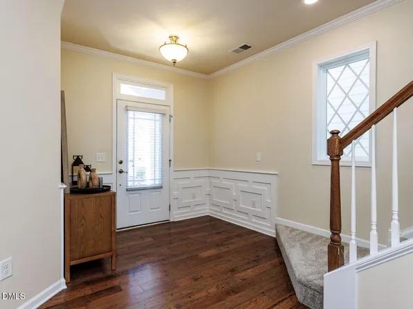 49 Salt Cedar Ln, Chapel Hill, NC 27516