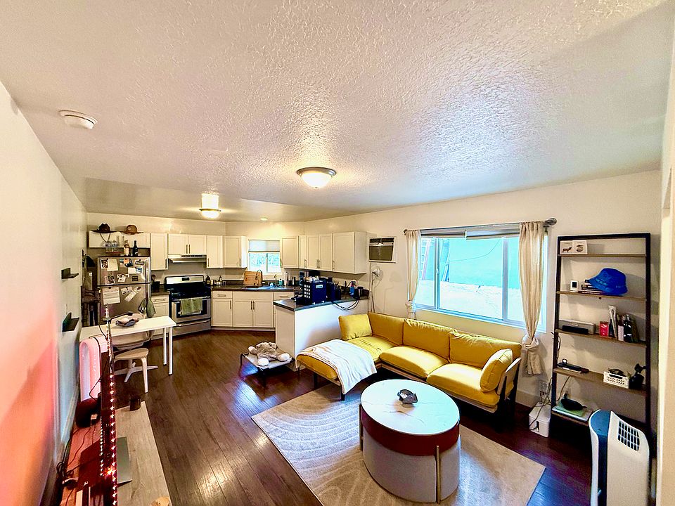 living room to kitchen