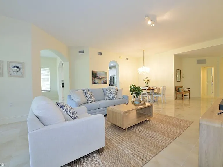 9097 Cherry Oaks Trl #102 — Photo 8