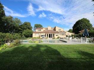 15 Westwood Dr, Easton, CT 06612