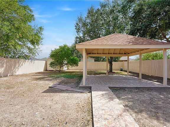 5th image of 1005 W Praline Dr