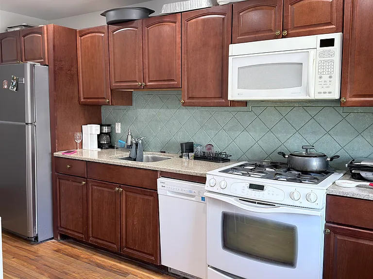 204 North St #1B — Photo 8