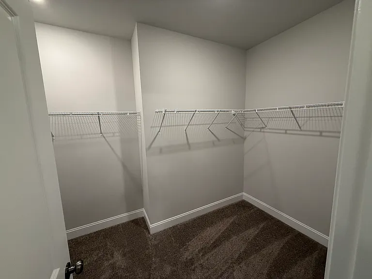 Emerald Bay Cir — Photo 15