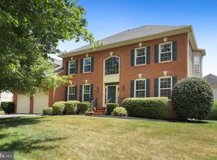 16701 Leocrie Pl, Woodbridge, VA 22191