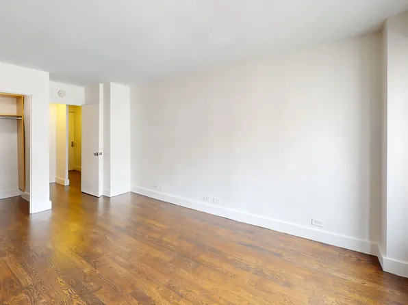 220 East 63rd Street image 7 of 18