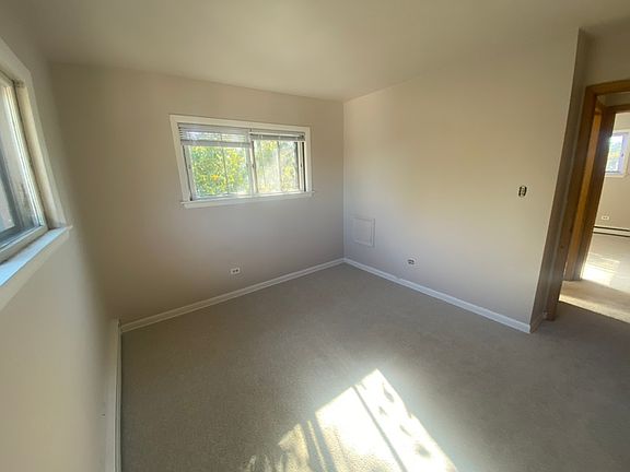 3rd image of 141 Ann St APT 2S