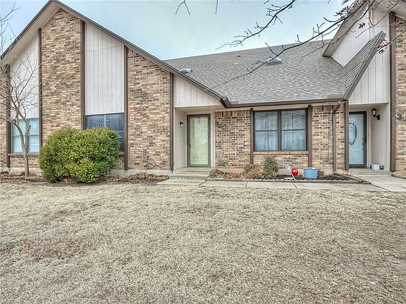 2nd image of 313 Glen Dr