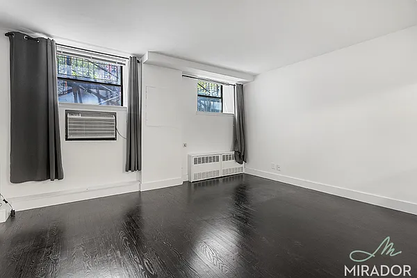 Rented by Mirador Real Estate | media 12