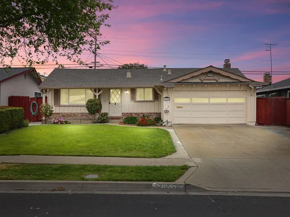 25550 Calaroga Ave, Hayward, CA 94545