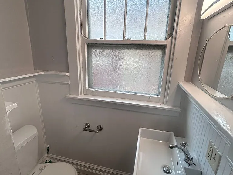 Academy 862 — Photo 18
