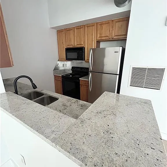 502 Pryor St SW #317 — Photo 8