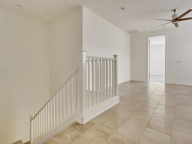 Beautiful landing area that is waiting for your personal touch.