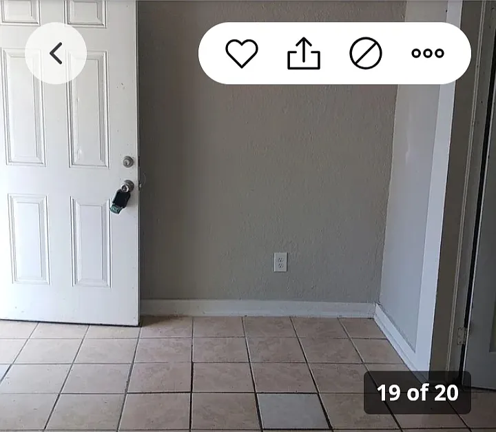 1419 Brady St — Photo 3