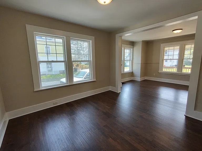 55 Clayton St — Photo 10