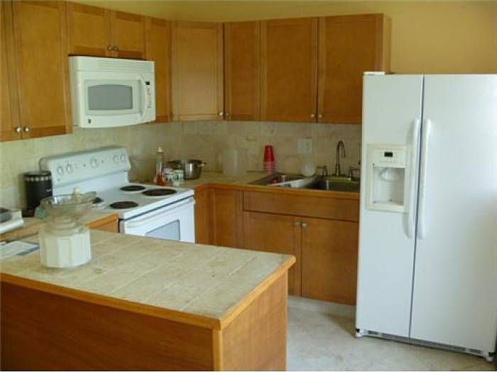 1st image of 950 NE 141st St