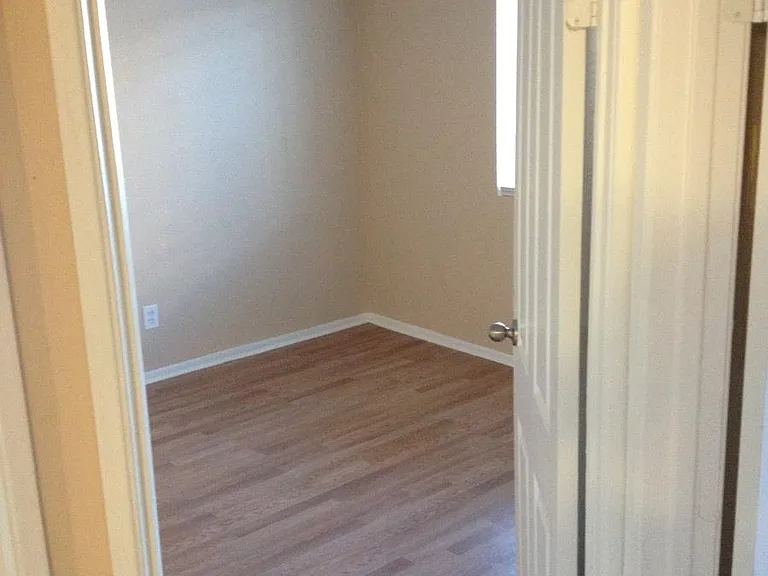 bedroom 2 laminate wood flooring