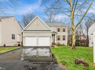 15717 Renton Ct, Dumfries, VA 22025