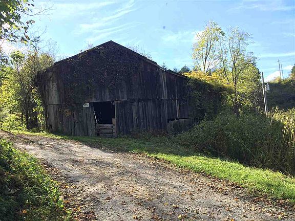 2nd image of 816 Charlie Dalton Ln