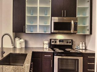 4104 Summit Heights Way APT 209, Fairfax, VA 22030