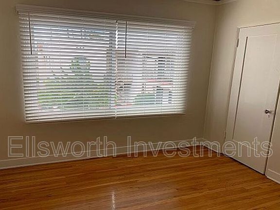 2nd image of 3517 Park Blvd
