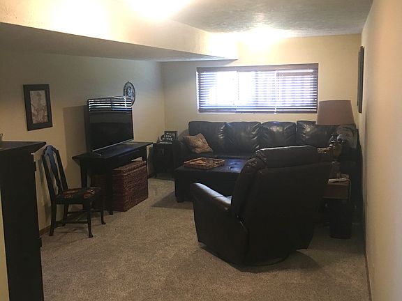 2nd image of 2309 Marilyn Dr