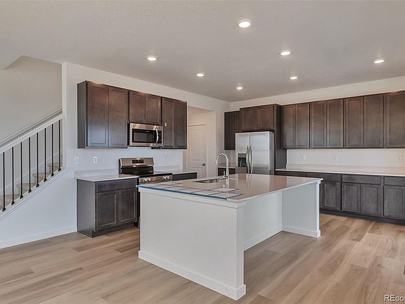 4th image of 39242 Clymer Street