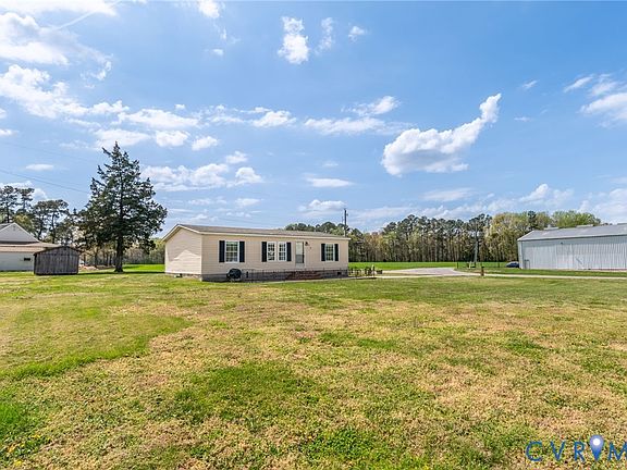 4th image of 9711 Robin Rd