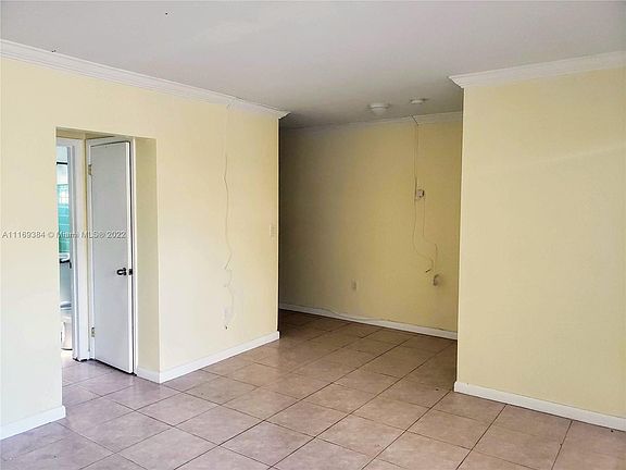 4th image of 1125 NE 80th St APT 2