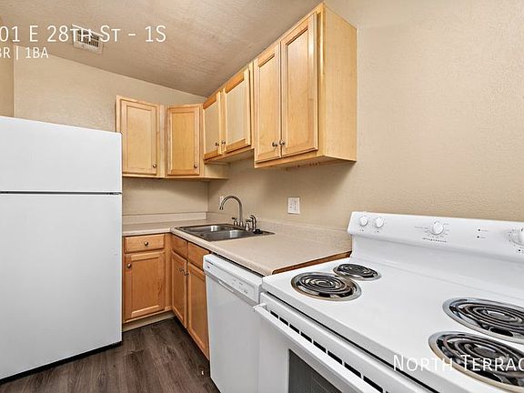 3rd image of 901 E 28th St APT 1S