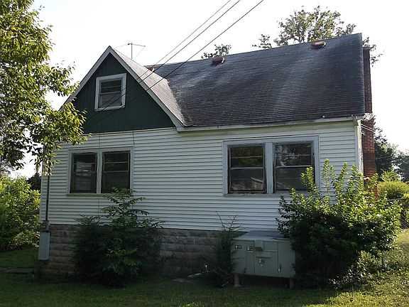 4th image of 409 SE Oakland St