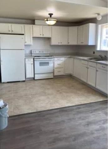 2nd image of 917 E Ball Ct