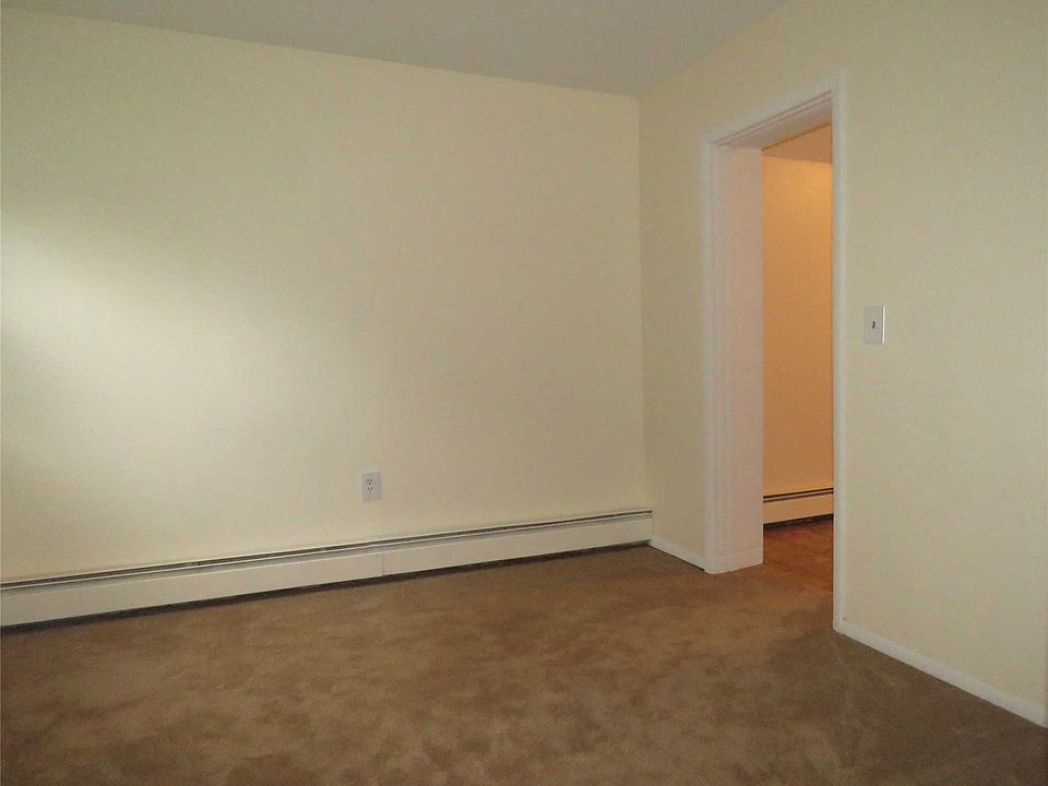 2nd image of 188 Smith Rd
