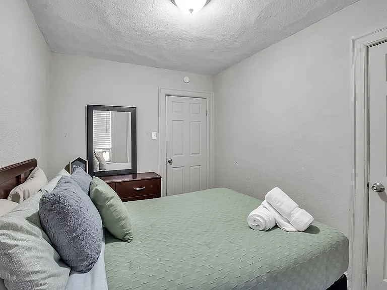 22 B St #26 — Photo 13